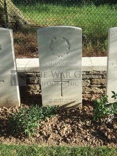 Y RAVINE CEMETERY, BEAUMONT-HAMEL - SWINBURNE, C H