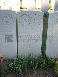 Y RAVINE CEMETERY, BEAUMONT-HAMEL - TIERNEY, M F