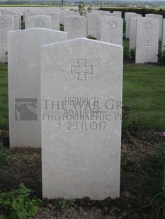 MONT HUON MILITARY CEMETERY, LE TREPORT - BRAUERS, HEINRICH