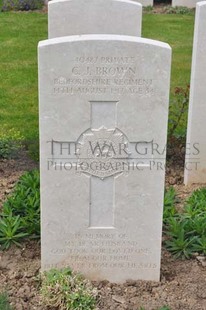 MONT HUON MILITARY CEMETERY, LE TREPORT - BROWN, CHARLES JAMES