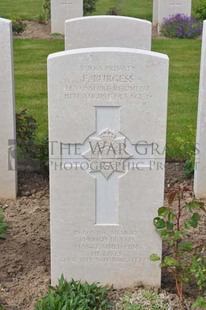 MONT HUON MILITARY CEMETERY, LE TREPORT - BURGESS, FRED
