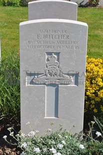MONT HUON MILITARY CEMETERY, LE TREPORT - BUTCHER, FRED