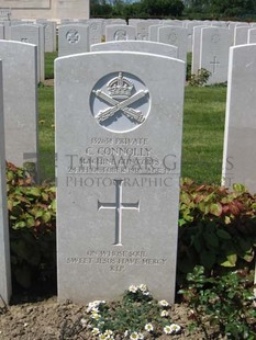 MONT HUON MILITARY CEMETERY, LE TREPORT - CONNOLLY, CHRISTOPHER