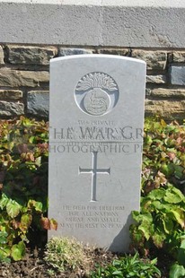 MONT HUON MILITARY CEMETERY, LE TREPORT - COUGHLAN, W