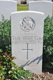 MONT HUON MILITARY CEMETERY, LE TREPORT - EDWARDS, LAURENCE JAMES