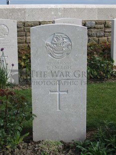 MONT HUON MILITARY CEMETERY, LE TREPORT - ENGLISH, EDWIN