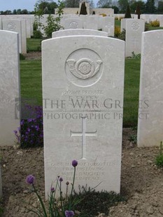 MONT HUON MILITARY CEMETERY, LE TREPORT - EXLEY, ERNEST