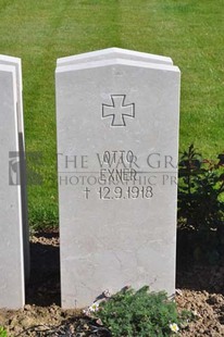 MONT HUON MILITARY CEMETERY, LE TREPORT - EXNER, OTTO