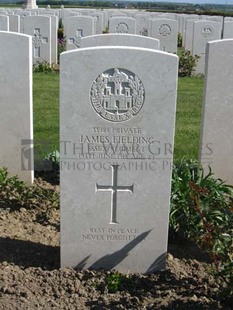 MONT HUON MILITARY CEMETERY, LE TREPORT - FIELDING, JAMES