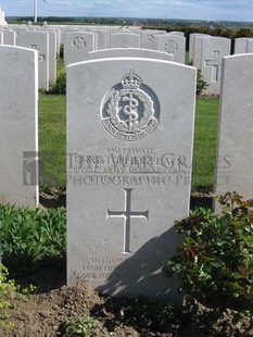 MONT HUON MILITARY CEMETERY, LE TREPORT - FLACK, CHRISTOPHER