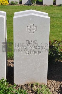 MONT HUON MILITARY CEMETERY, LE TREPORT - FLEISCHEROWITZ, FRANZ