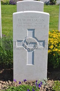 MONT HUON MILITARY CEMETERY, LE TREPORT - FRANKLYN, HENRY WARREN