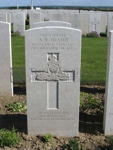 MONT HUON MILITARY CEMETERY, LE TREPORT - FRASER, ALFRED ROBERT