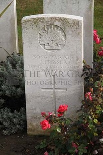 MONT HUON MILITARY CEMETERY, LE TREPORT - FRASER, JAMES