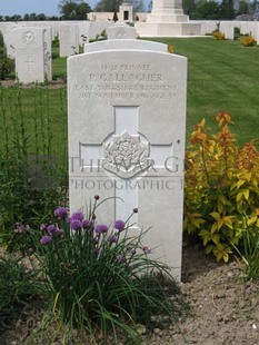 MONT HUON MILITARY CEMETERY, LE TREPORT - GALLAGHER, P