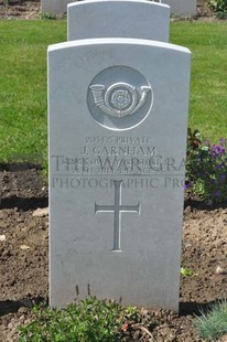 MONT HUON MILITARY CEMETERY, LE TREPORT - GARNHAM, JAMES