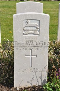 MONT HUON MILITARY CEMETERY, LE TREPORT - GOULDEN, JOSEPH