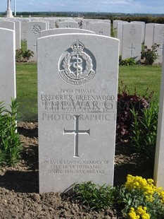 MONT HUON MILITARY CEMETERY, LE TREPORT - GREENWOOD, FREDERICK