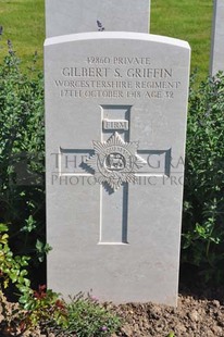 MONT HUON MILITARY CEMETERY, LE TREPORT - GRIFFIN, GILBERT SILAS