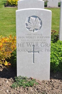 MONT HUON MILITARY CEMETERY, LE TREPORT - HABGOOD, JOHN WESLEY