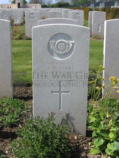 MONT HUON MILITARY CEMETERY, LE TREPORT - HART, JOHN WILLIAM