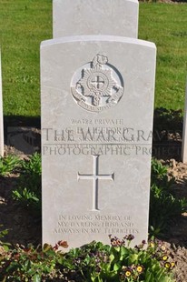 MONT HUON MILITARY CEMETERY, LE TREPORT - HEFFORD, GEORGE EDWARD