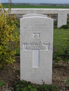 MONT HUON MILITARY CEMETERY, LE TREPORT - HERBERT, ARTHUR WATTS