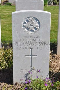 MONT HUON MILITARY CEMETERY, LE TREPORT - HERRINGTON, T