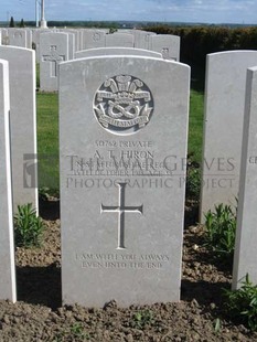 MONT HUON MILITARY CEMETERY, LE TREPORT - HIRON, ARTHUR THOMAS