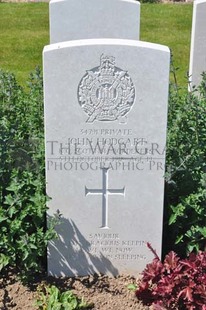 MONT HUON MILITARY CEMETERY, LE TREPORT - HODGART, JOHN