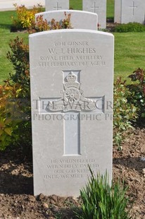 MONT HUON MILITARY CEMETERY, LE TREPORT - HUGHES, WILLIAM JOHN