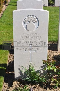 MONT HUON MILITARY CEMETERY, LE TREPORT - HUTCHINGS, HARRY