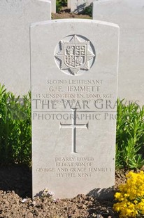 MONT HUON MILITARY CEMETERY, LE TREPORT - JEMMETT, GEORGE ELWICK