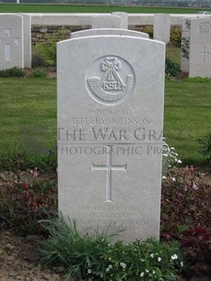 MONT HUON MILITARY CEMETERY, LE TREPORT - JOHNSON, JEFFREY