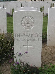 MONT HUON MILITARY CEMETERY, LE TREPORT - KENNEDY, HENRY BERNARD