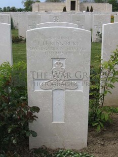 MONT HUON MILITARY CEMETERY, LE TREPORT - KINGSBURY, J H