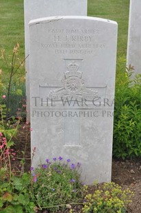 MONT HUON MILITARY CEMETERY, LE TREPORT - KIRBY, H J