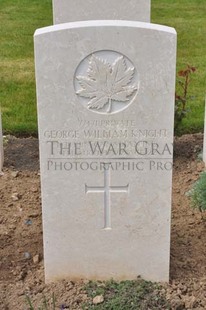 MONT HUON MILITARY CEMETERY, LE TREPORT - KNIGHT, GEORGE WILLIAM