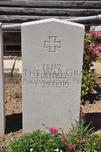 MONT HUON MILITARY CEMETERY, LE TREPORT - KURAPKAT, FRANZ