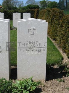 MONT HUON MILITARY CEMETERY, LE TREPORT - LEPA, STEFAN