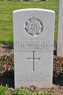 MONT HUON MILITARY CEMETERY, LE TREPORT - LILLEY, WALTER HENRY