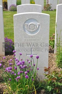 MONT HUON MILITARY CEMETERY, LE TREPORT - LOVATT, J