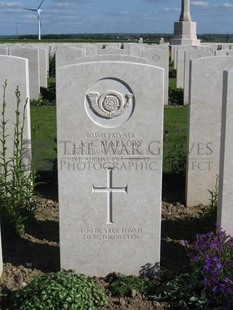 MONT HUON MILITARY CEMETERY, LE TREPORT - MALLORY, A C