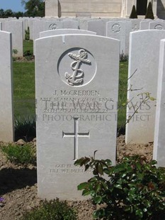 MONT HUON MILITARY CEMETERY, LE TREPORT - McCREDDEN, JOHN