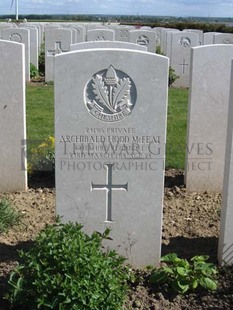 MONT HUON MILITARY CEMETERY, LE TREPORT - McFEAT, ARCHIBALD HOOD