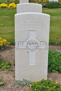 MONT HUON MILITARY CEMETERY, LE TREPORT - McIVER, RODERICK CHARLES