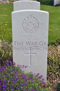 MONT HUON MILITARY CEMETERY, LE TREPORT - McNAIRN, J J