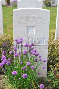 MONT HUON MILITARY CEMETERY, LE TREPORT - MICHIE, JAMES