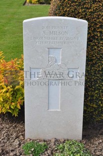 MONT HUON MILITARY CEMETERY, LE TREPORT - MILSON, A