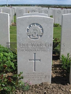 MONT HUON MILITARY CEMETERY, LE TREPORT - MITCHAM, CECIL CHARLES